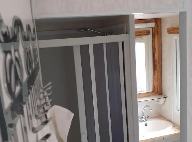 Restyled Bohemian Mobil La Vie En Rose * Montcléra